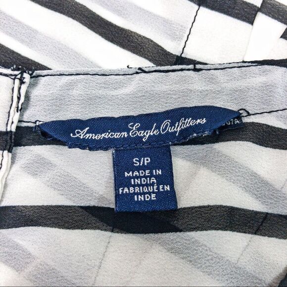 AEO Sheer Black/White Striped Blouse Sz SP - Picture 6 of 10